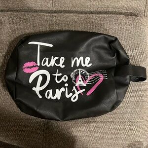 Cosmetic bag